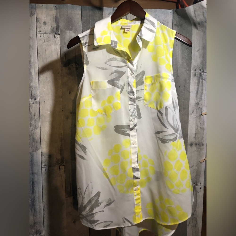Merona sleeveless blouse NWT